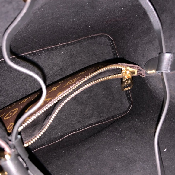 *SOLD* Louis Vuitton Neonoe Noir - Picture 9 of 13